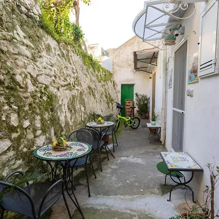 Appartement Studio In With Wifi 800 M From The Beach *