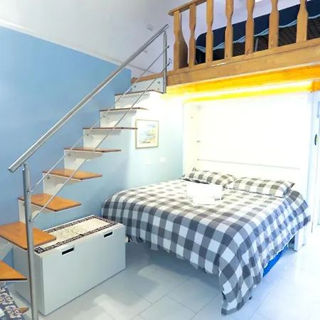 Studio In With Wifi 800 M From The Beach Appartement